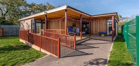 Eco-classroom for SEN at Rabbsfarm Primary School in West Drayton | The ...