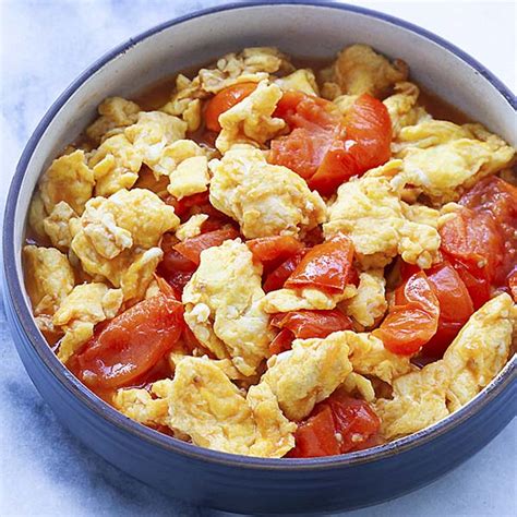 Tomato Eggs (Stir-fried Eggs and Tomatoes) - Rasa Malaysia