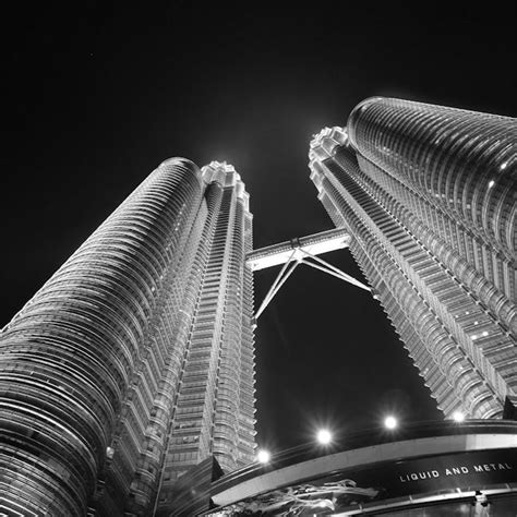 Twin Towers at Night · Free Stock Photo