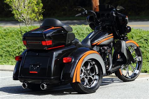 Custom Trikes Car | custom painted harley trikes Car Tuning | Custom trikes, Trike, Custom paint ...