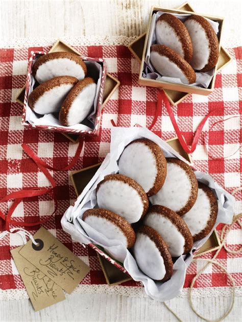 Lebkuchen recipe | delicious. magazine