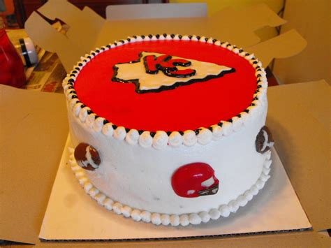 Kansas City Chiefs Birthday Cake - CakeCentral.com