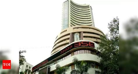 Sensex Today: Sensex snaps 4-day winning streak, drops 180 points - Times of India