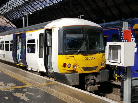 Abellio Scotrail Class 365 365517 at Glasgow Queen Street … | Flickr