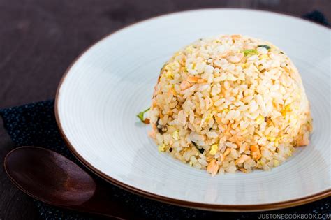 Salmon Fried Rice 鮭チャーハン • Just One Cookbook