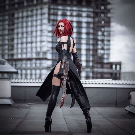 BloodRayne 2 | Best cosplay, Cosplay, Female action poses