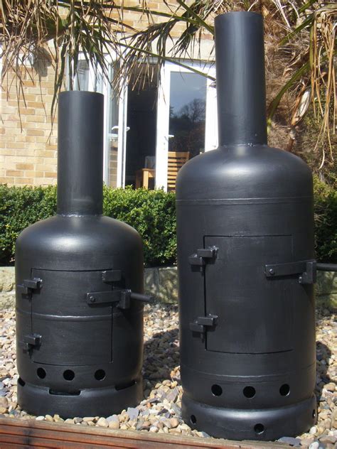 Two great rocket stoves made from recycled gas bottles Outdoor Stove ...