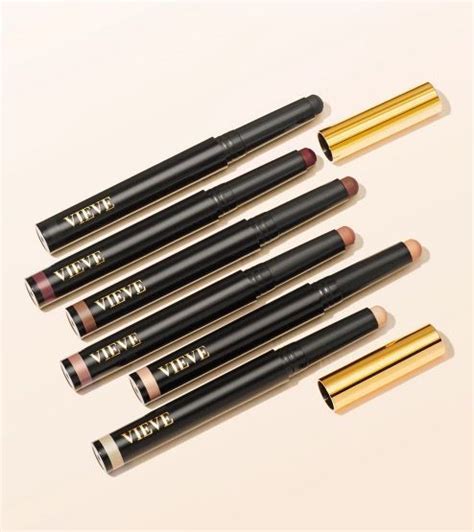 Vieve Makeup Review 2022 — Our Editor's Favourite Products