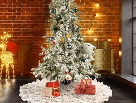 10 Must-Have Holiday Decor Trends For 2023 - 98.5 The Sports Hub ...