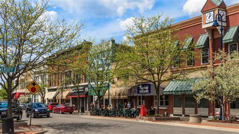 Downtown Mount Pleasant Michigan Information