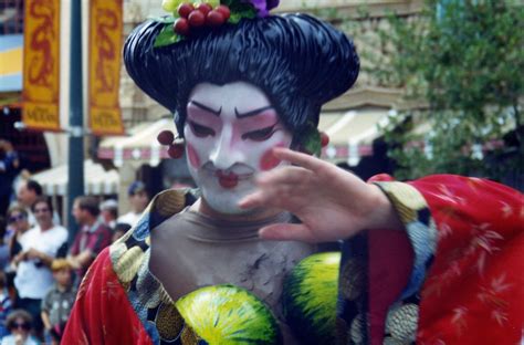 Mulan parade - WDW - 1998 8 | Diana | Flickr