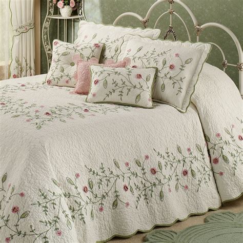 Posy Floral Oversized Quilted Bedspread Bedding | Bed spreads, Bed ...