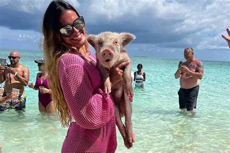 Bahama's Swimming Pigs & City Tour Excursie met lunch 2024 - Nassau