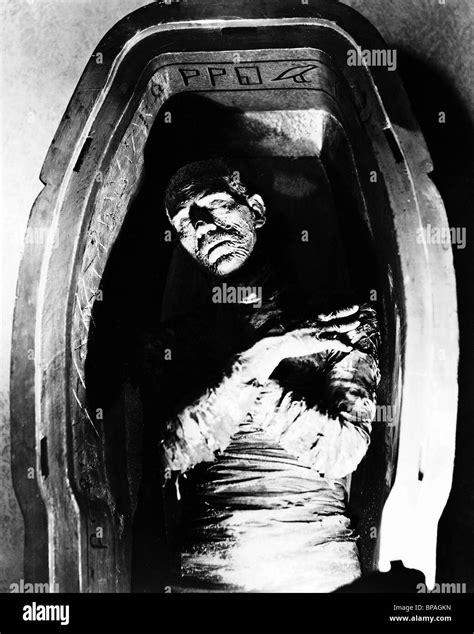 BORIS KARLOFF THE MUMMY (1932 Stock Photo - Alamy