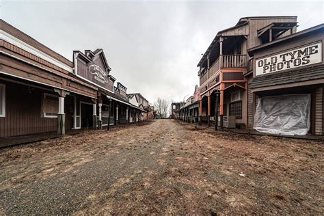 Abandoned Theme Park - Ghost Town in the Sky — Abandoned Central