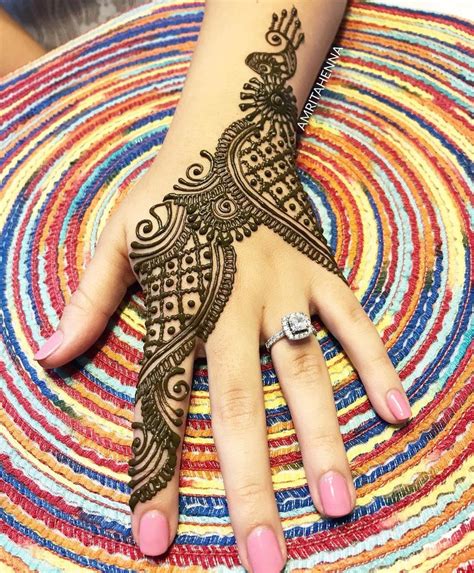 30 Simple Mehndi Designs For Hands That Work Wonders For The Bride And Bridesmaids