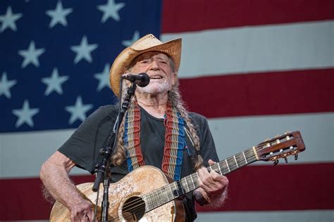 Willie Nelson Felt Very Strongly About Certain Country Music Artists in ...