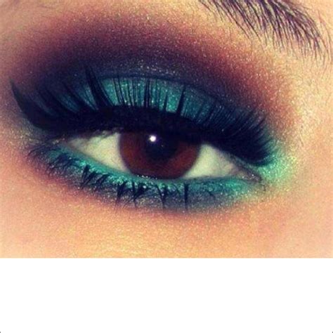 20 Gorgeous Makeup Ideas for Brown Eyes - Style Motivation