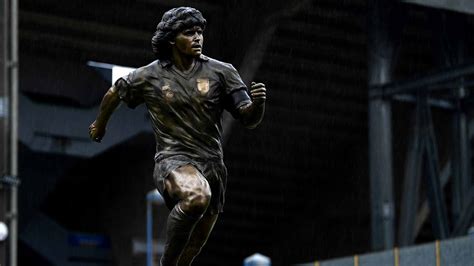 Naples unveils Maradona anniversary statue