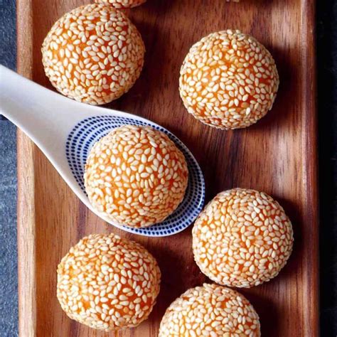 Sesame balls, the sweet potato version (红薯煎堆) - Red House Spice