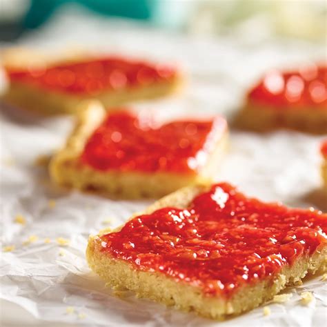 Cherry Shortbread Recipe from H-E-B