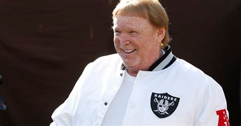 Mark Davis, Oakland Raiders owner, has sad reaction to leaving city