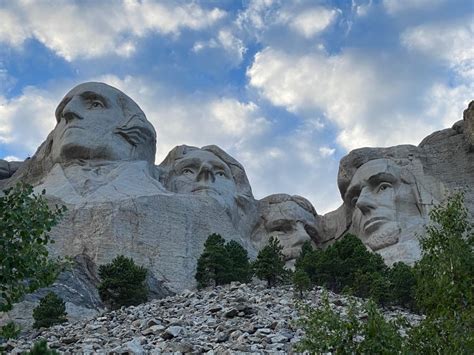 How Much Time Do You Need at Mount Rushmore? - We're in the Rockies