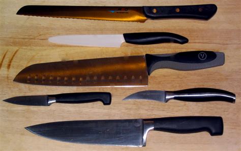 File:Various cooking knives - Kyocera, Henckels, Mac, Wiltshire.JPG ...