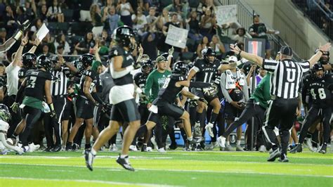 Hawaii football team looks to push momentum into Wyoming