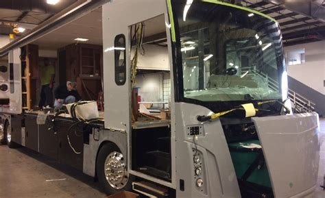 Winnebago to Move Diesel Motorhome Assembly Back to IA | 2019-02-04 ...