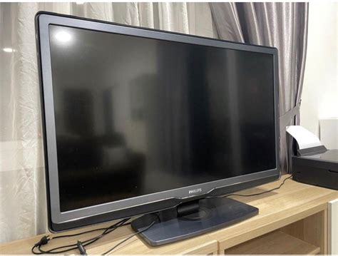 Philips tv, TV & Home Appliances, TV & Entertainment, TV on Carousell