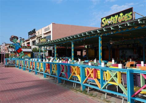 Smokey Joe's Aruba - Caribbean Open-Air BBQ Restaurant