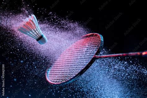 Badminton: Saques y golpeos