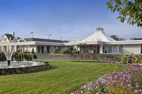 Cape Codder Resort & Spa (Hyannis, MA): What to Know BEFORE You Bring ...