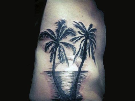 Top 9 Stupendous Palm Tree Tattoos for Women and Men