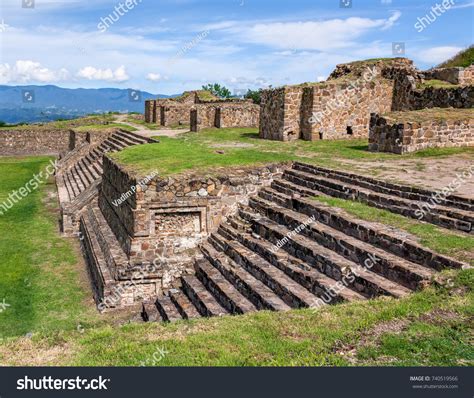 Ruins Ancient City Ancient Mesoamerican Zapotec Foto de stock 740519566 ...