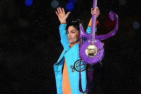 How Prince 'Made History' at the Super Bowl Halftime Show