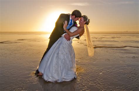 File:Wedding on the Beach Modern Art Photograph.jpg - Wikimedia Commons