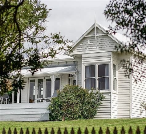 Bridport Beach House c. 1910, Bridport Tasmania - Self Contained Family ...