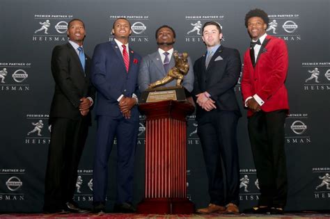 Lamar Jackson win the 2016 Heisman Trophy Over Deshaun Watson