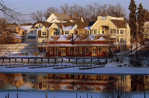 6 Best Ski Towns in New Hampshire (NH)