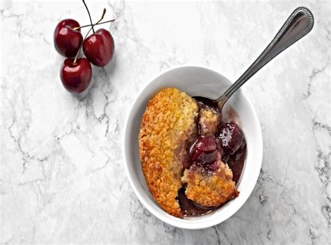 Easy Cherry Cobbler (With Bisquick) | Treat Dreams