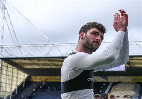 Tom Cannon sends message to PNE fans ahead of Everton return