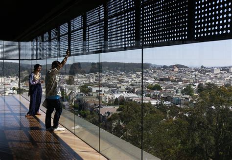 De Young Museum’s tower still a beloved 360-degree draw