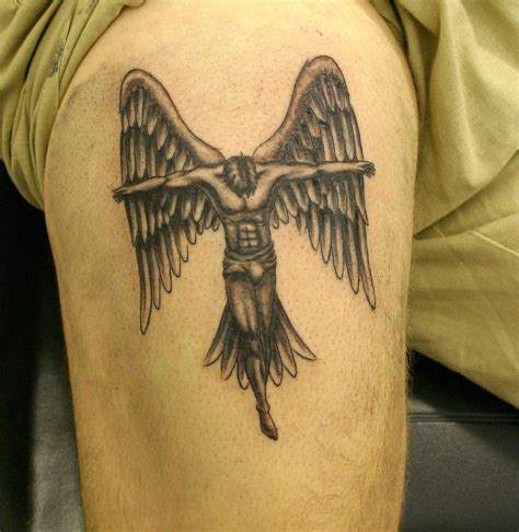 Podobny obraz | Guardian angel tattoo, Angel tattoo men, Angel tattoo designs