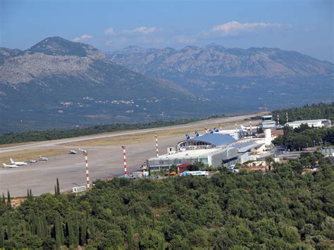 Dubrovnik Airport (DBV/LDDU) - Parking, Flights and Information