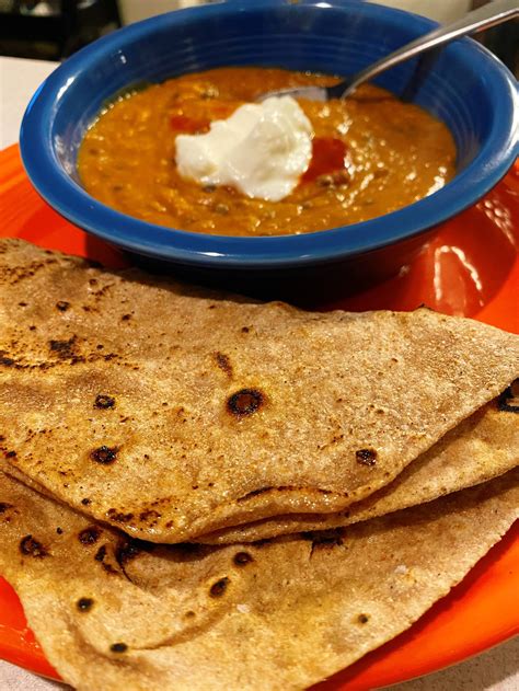 [Homemade] Dal with Roti : food