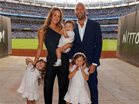 Derek Jeter on Holiday Plans as a Family of 6 — and His Son's First Christmas: 'Best Time of ...