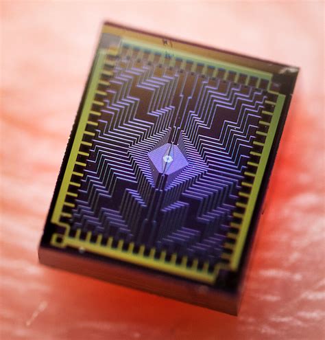 Intel's New Chip to Advance Silicon Spin Qubit Research for Quantum ...