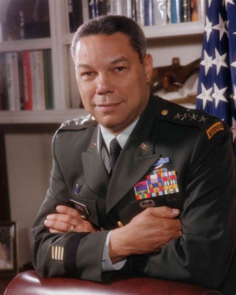 Biografi av Colin Powell, USA: s högsta general, National Security Advisor